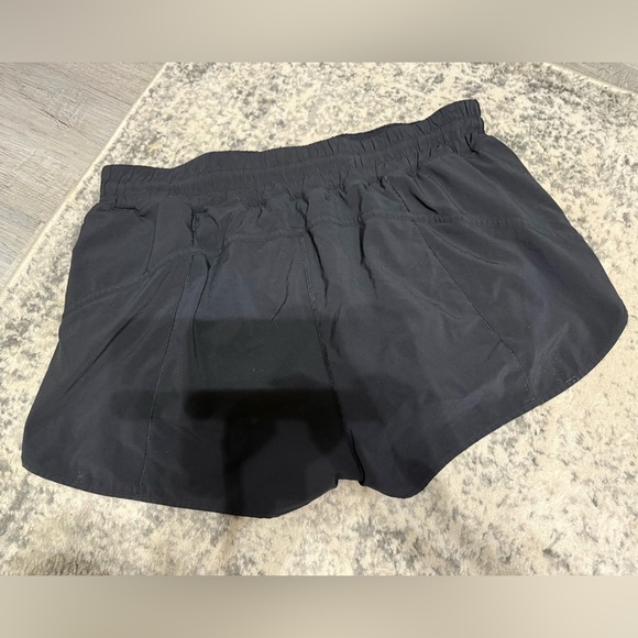 Lululemon Track That High Rise 3” - Picture 2 of 4